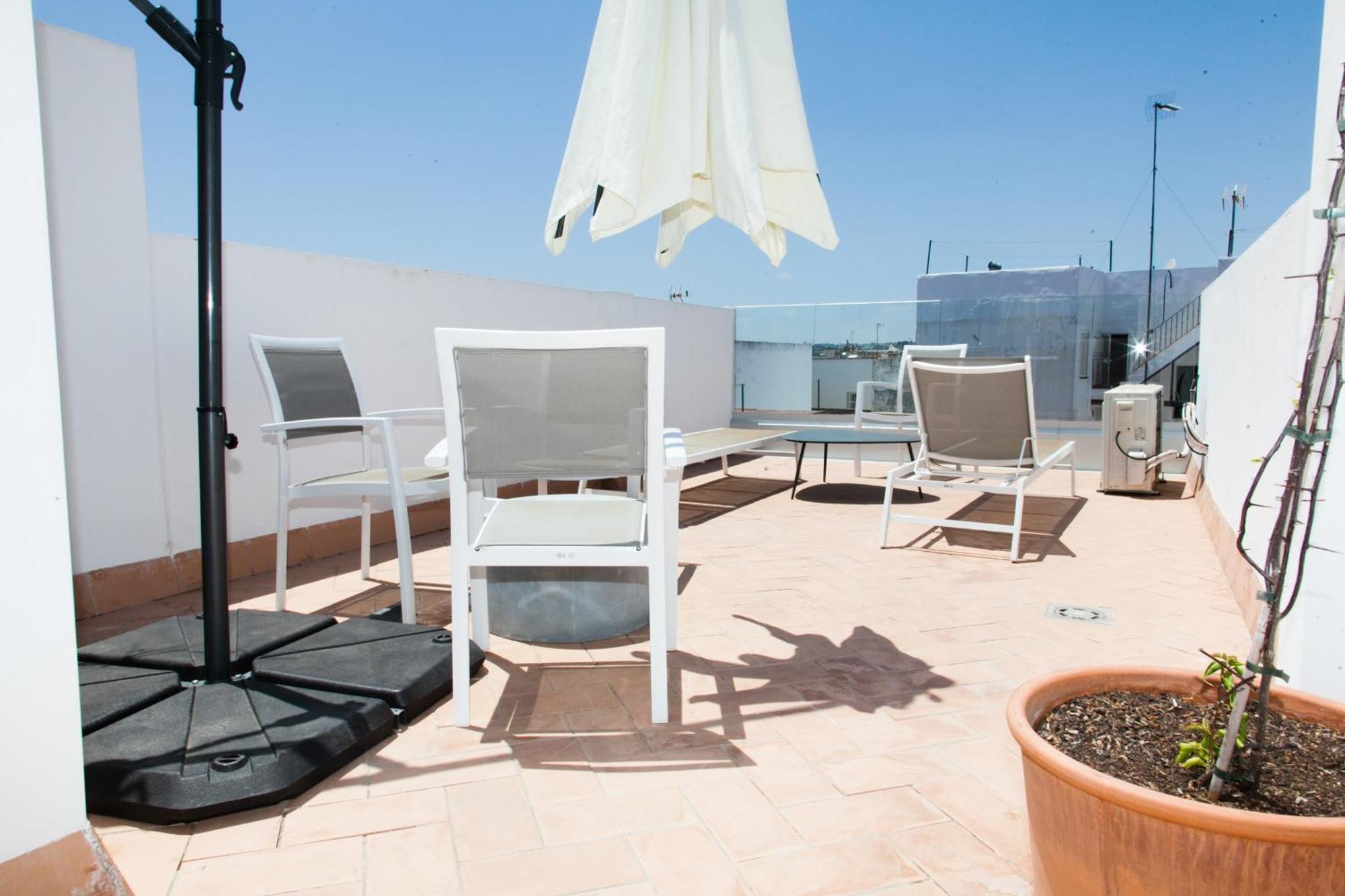 Gotoseville Feria Apartments Экстерьер фото