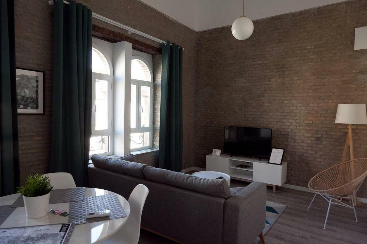 Gotoseville Feria Apartments Экстерьер фото