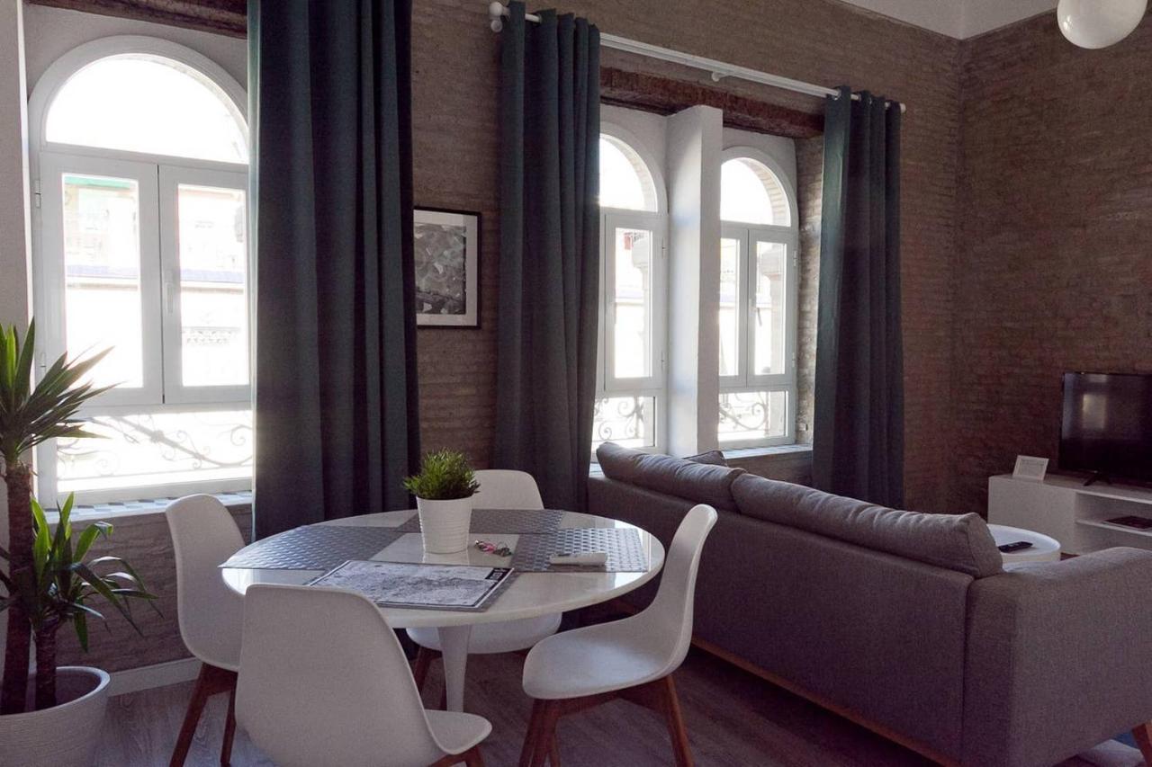 Gotoseville Feria Apartments Экстерьер фото